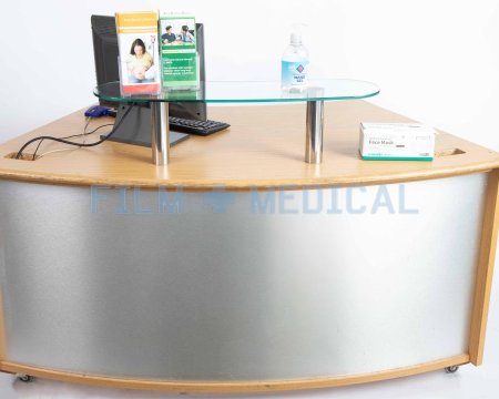 Reception desk (dressed)